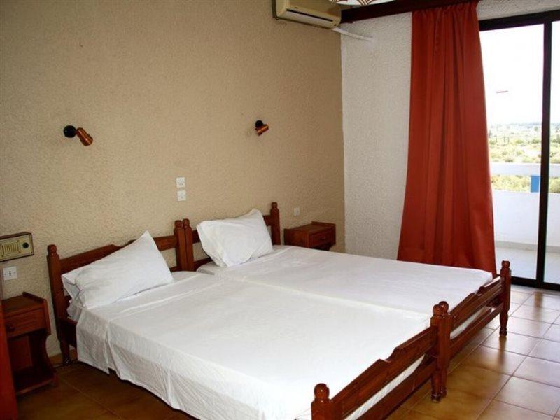 Karavos Hotel Apartments Archangelos  Exterior foto