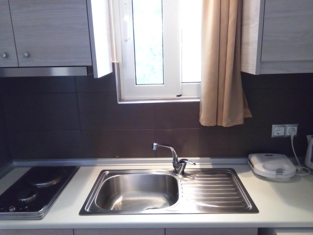 Karavos Hotel Apartments Archangelos  Cameră foto