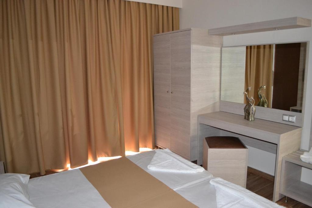 Karavos Hotel Apartments Archangelos  Exterior foto
